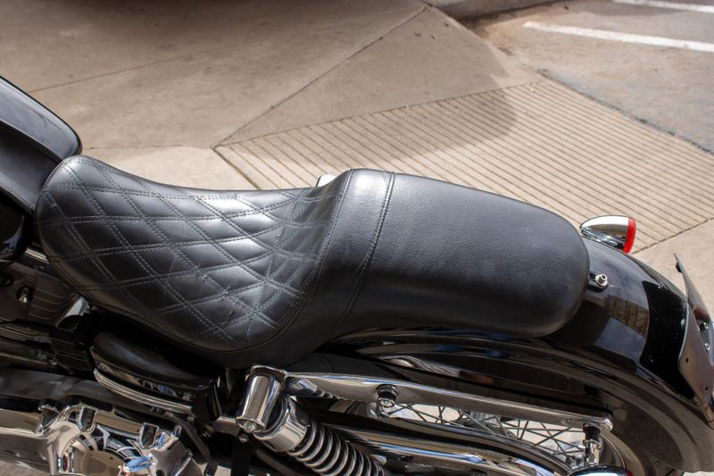 USED 2009 HARLEY DYNA SUPER GLIDE Image 16