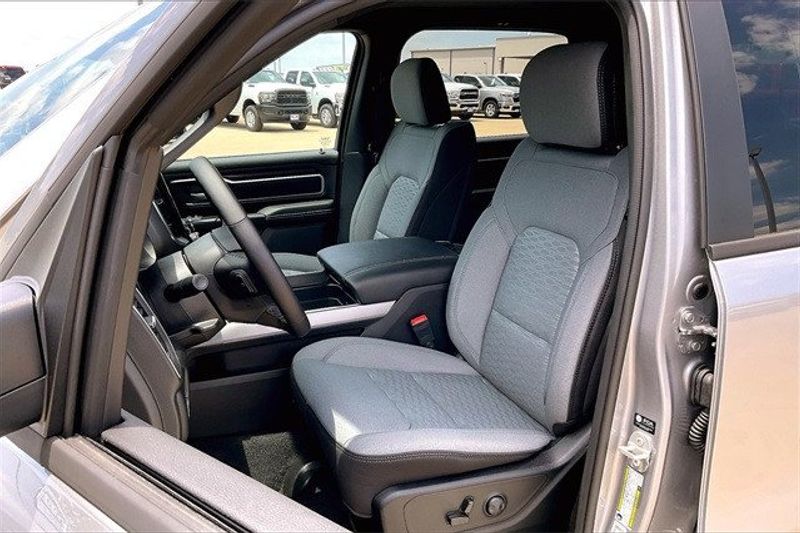 2025 RAM 1500 Lone Star Crew Cab 4x2 5