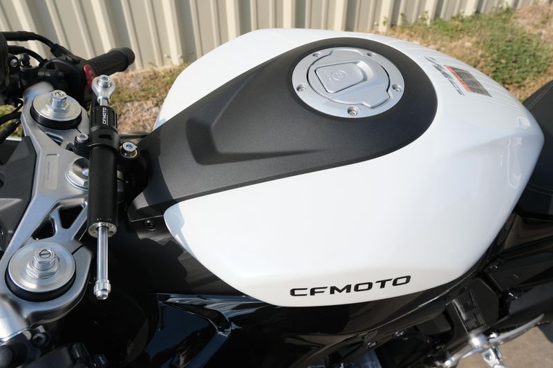 NEW 2026 CFMOTO 675SS Image 10