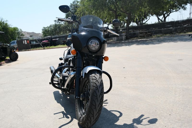 USED 2024 INDIAN MOTORCYCLE CHIEF BOBBER Image 2