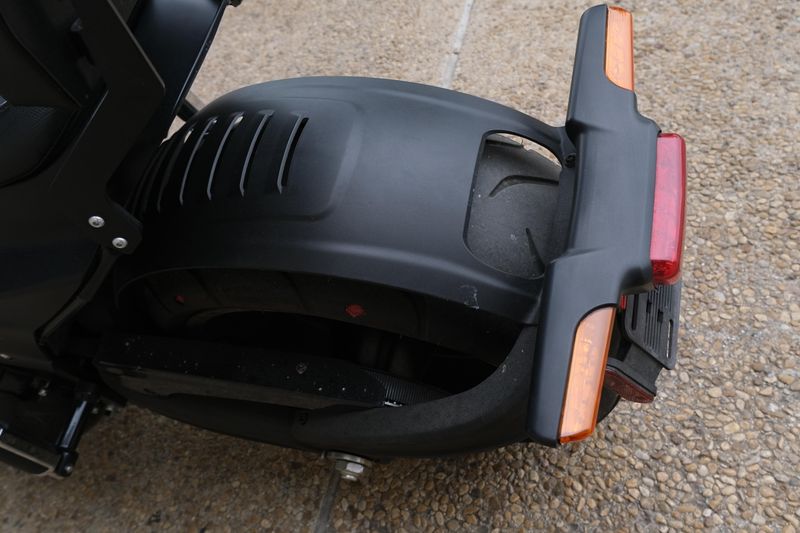 2020 HARLEY SOFTAIL114 BLACK AND ORANGE Image 5