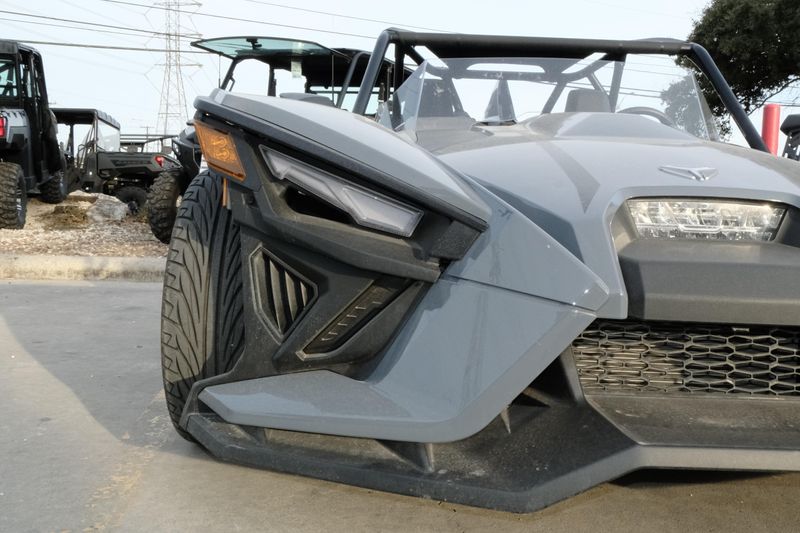 2023 Polaris SLINGSHOT SL AUTODRIVE STORM GRAYImage 8