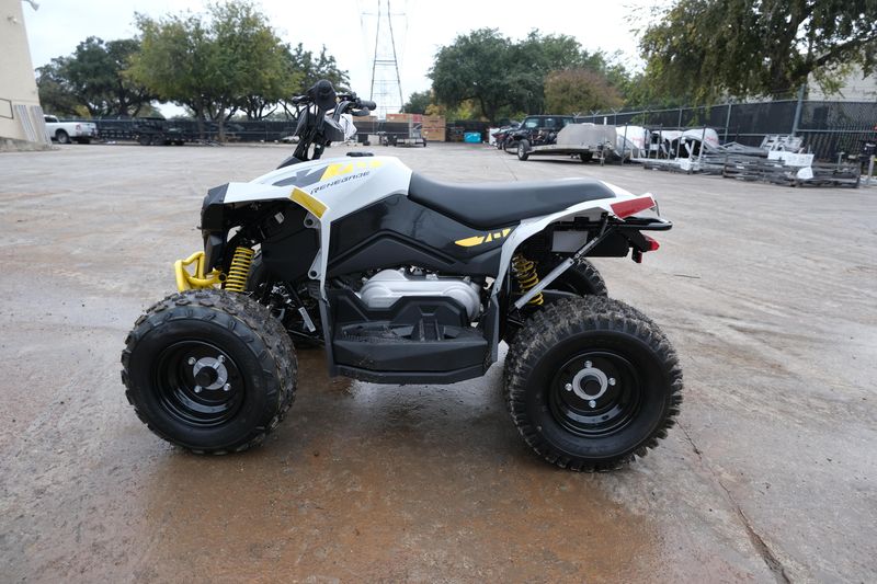 2025 Can-Am RENEGADE 70 EFI CATALYST GRAY AND NEO YELLOWImage 7