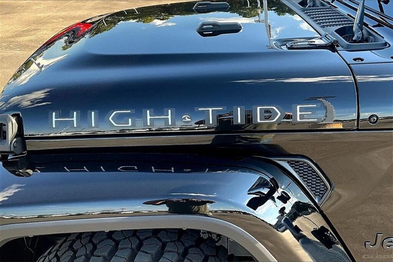 2025 Jeep Gladiator Sport photo 12
