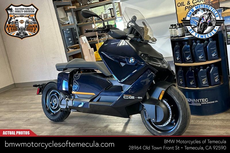 2024 BMW CE 04 in a IMPERIAL BLUE METALLIC exterior color. BMW Motorcycles of Temecula – Southern California 951-395-0675 bmwmotorcyclesoftemecula.com 