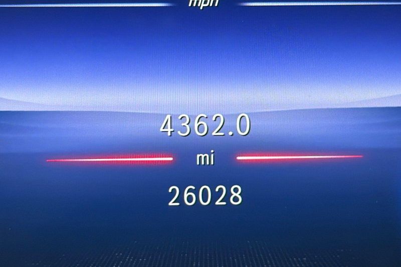 Used 2023 Mercedes-Benz EQS 450Image 32