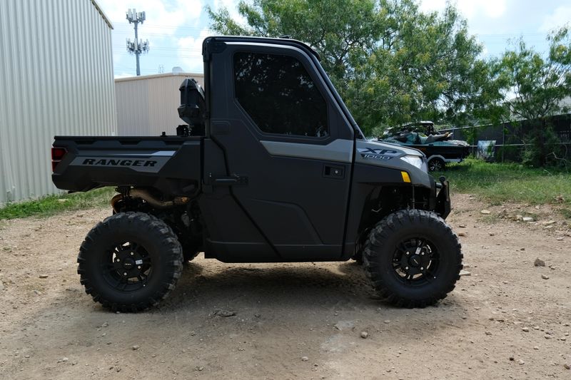 NEW 2027 POLARIS RANGER XP 1000 CAB Image 2