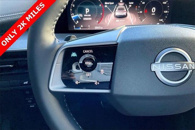 Used 2025 Nissan Murano SVImage 18