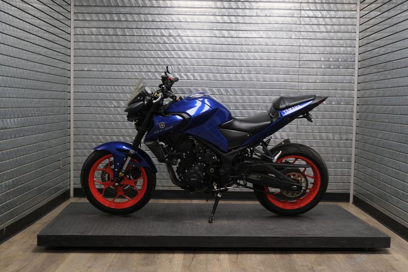 USED 2021 YAMAHA MT03 Image 6