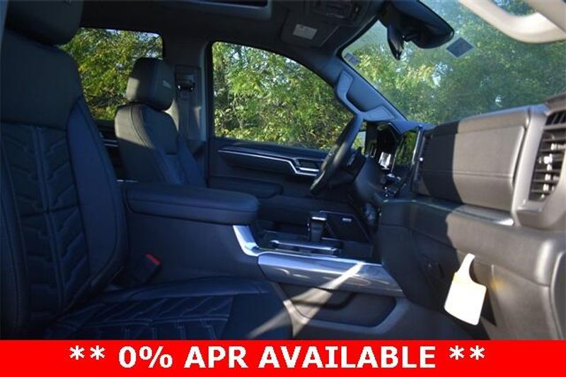 New 2025 Chevrolet Silverado 1500 RSTImage 15