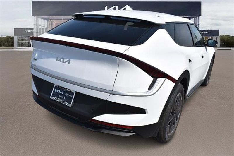 New 2025 Kia EV6 LightImage 3