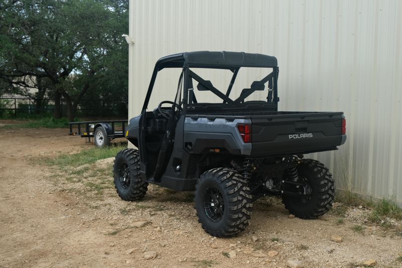 2025 Polaris RANGER XP 1000 PREMIUM STEALTH GRAY Image 6