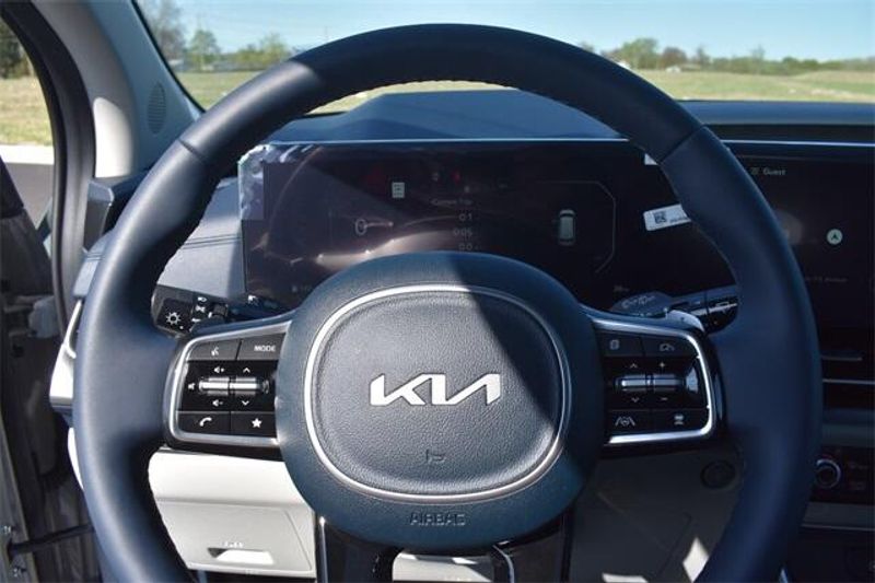 2025 Kia Carnival Hybrid SX PrestigeImage 36