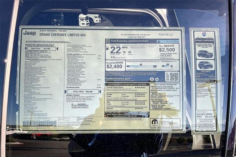 New 2025 Jeep Grand Cherokee Limited 4x4Image 16