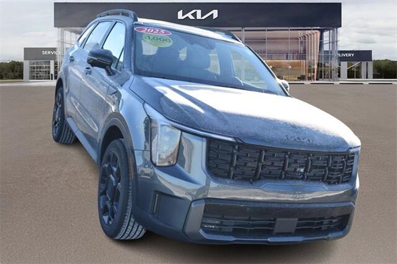 New 2025 Kia Sorento X-Line SX PrestigeImage 9