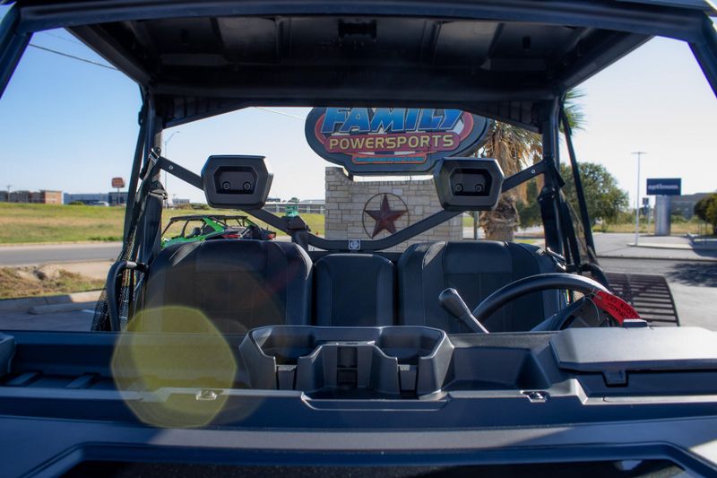 NEW 2026 CAN-AM DEFENDER XT HD11 WITH 1025 INCH TOUCHSCREEN Image 20