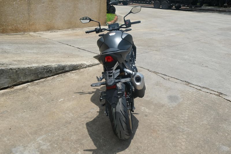 2025 Honda CB1000 HORNET SP MATTE BLACK METALLIC Image 4