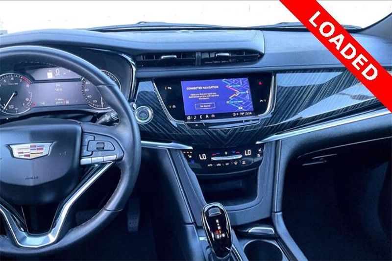 Used 2025 Cadillac XT6 Premium LuxuryImage 5