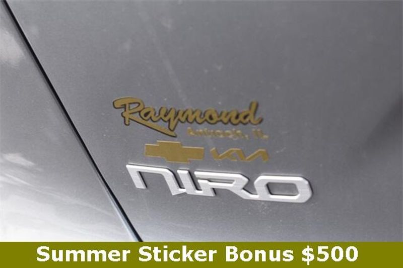 2025 Kia Niro EX TouringImage 15