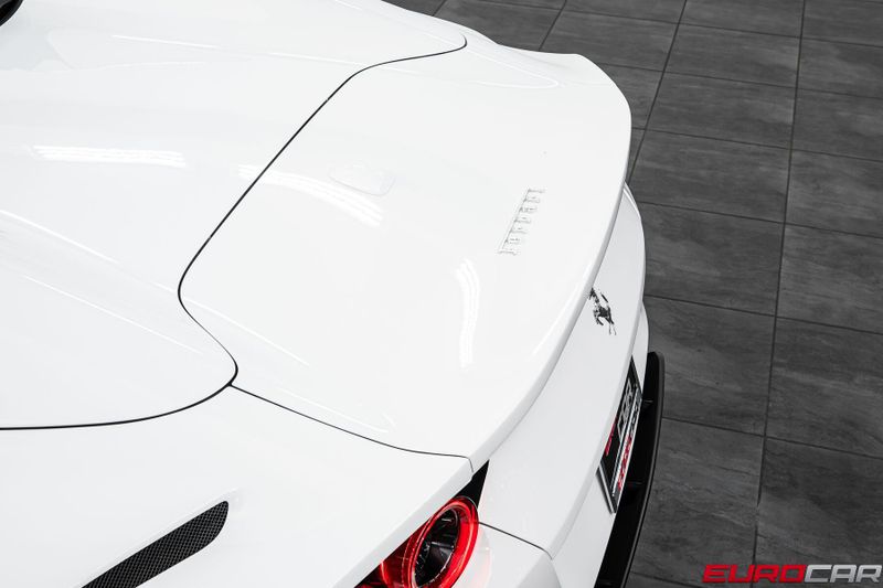 2022 Ferrari 812 GTS *CARBON STEERING WHEEL * FRONT LIFT*Image 20