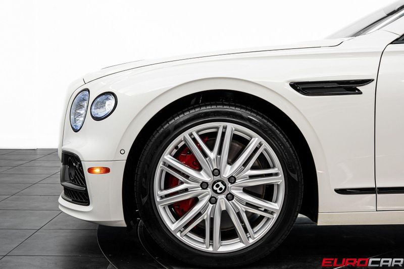 2023 Bentley Flying Spur *BLACKLINE SPEC * TOURING SPEC*Image 13