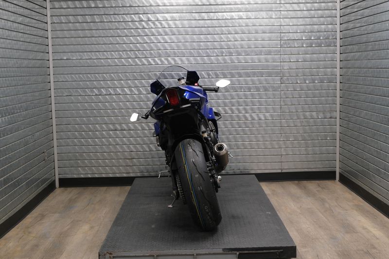 NEW 2026 YAMAHA YZFR1 Image 4