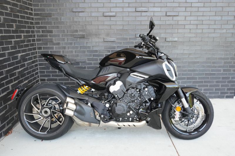 Used 2025 Ducati DIAVEL V4 