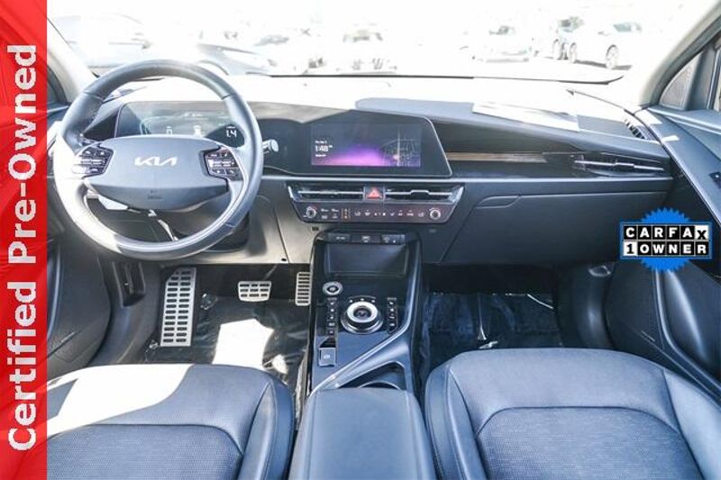 Used 2024 Kia Niro Plug-In Hybrid SXImage 14