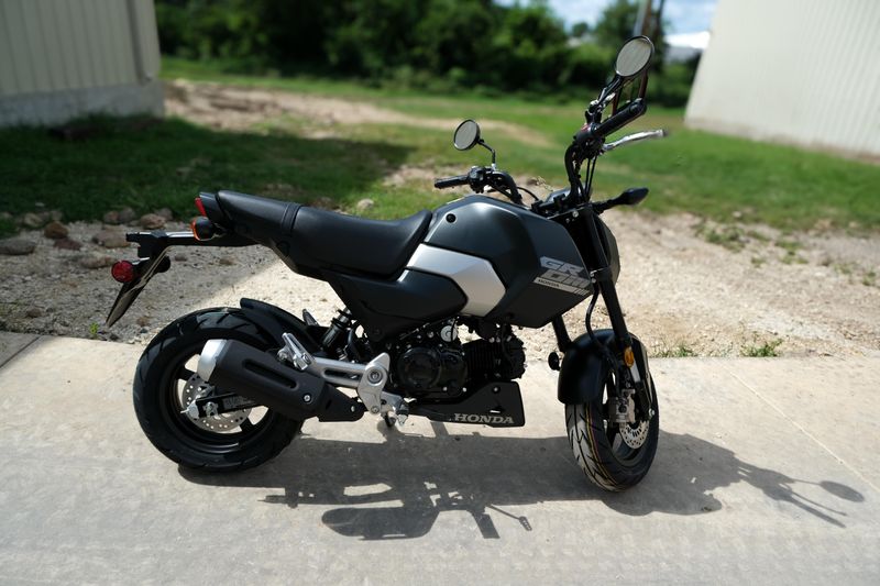 2025 Honda GROM SP MATTE BLACK METALLICImage 13