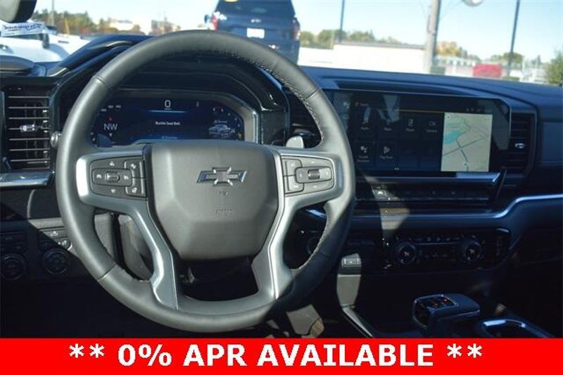 Used 2025 Chevrolet Silverado 1500 RSTImage 21