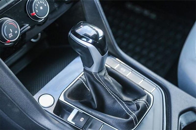 2023 Volkswagen Taos 1.5T SImage 21