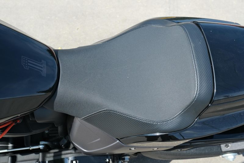 Used 2019 HARLEY FXDR 114 BLACK Image 11