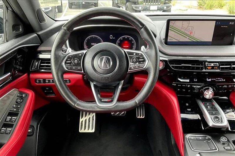 2023 Acura MDX Type S Advance SH-AWD photo 4