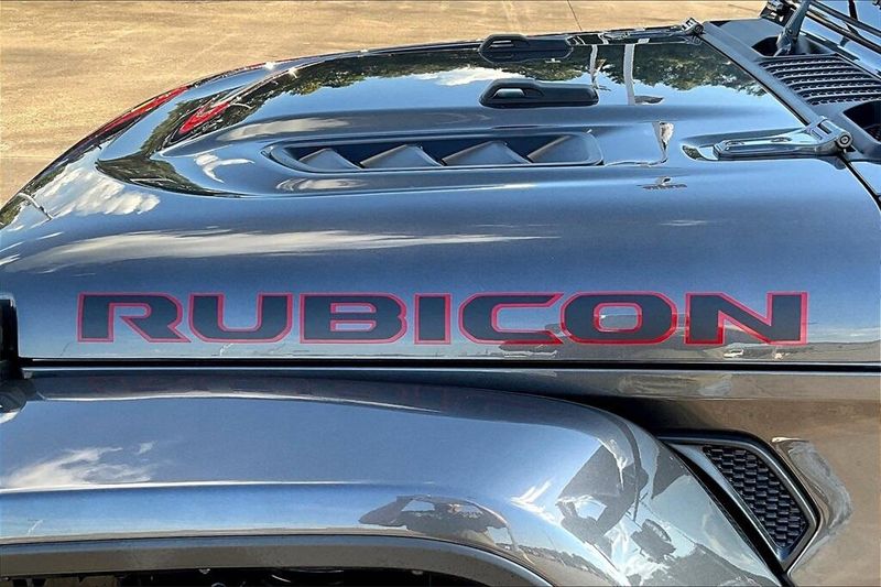 2025 Jeep Gladiator Rubicon photo 12