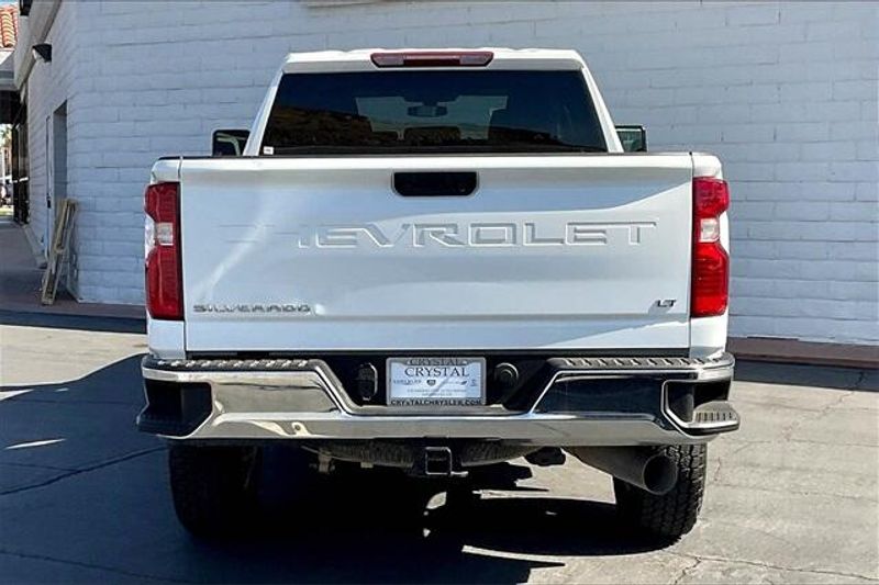 Used 2023 Chevrolet Silverado 2500HD LTImage 3