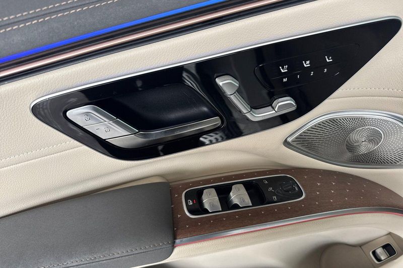 Used 2023 Mercedes-Benz EQS 450Image 11