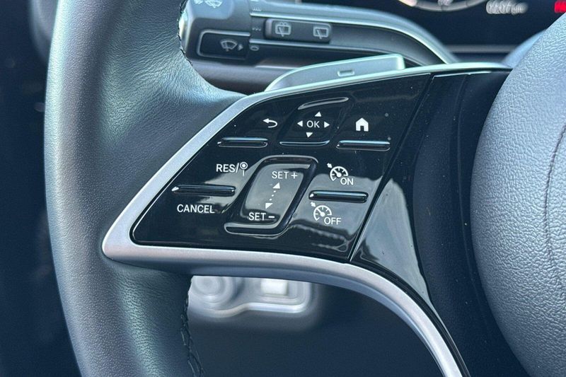 Used 2025 Mercedes-Benz GLE 450Image 29