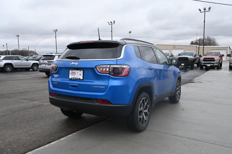 2025 Jeep Compass LimitedImage 9