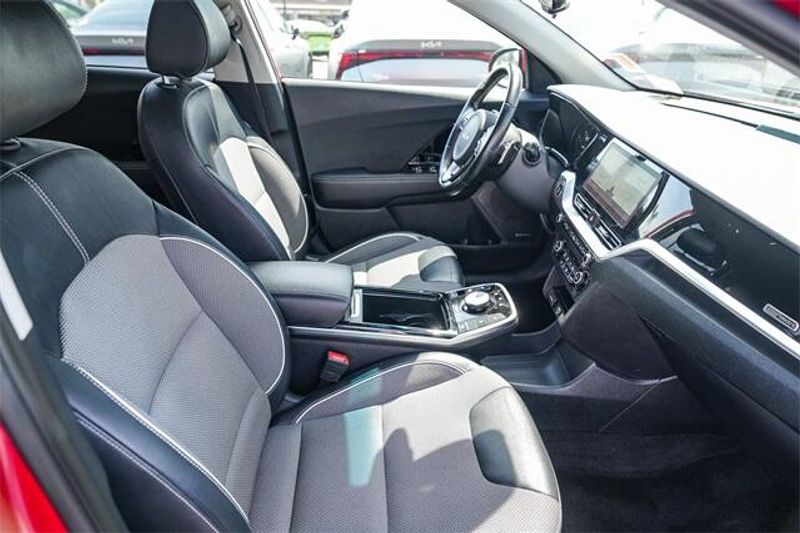 2022 Kia Niro EV EXImage 17