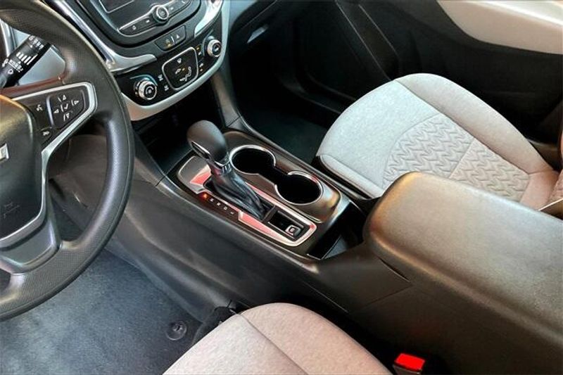 2023 Chevrolet Equinox LTImage 17