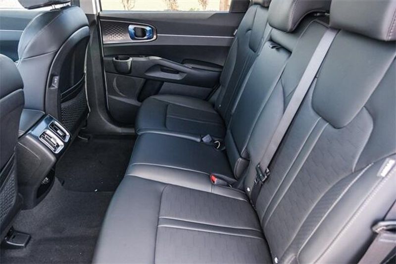 2025 Kia Sorento SImage 38