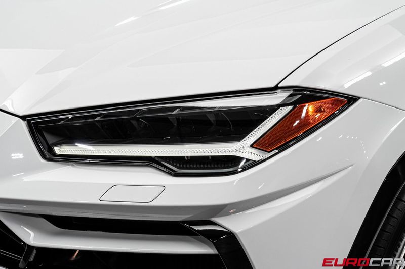 2021 Lamborghini Urus *PANORAMIC SUNROOF * FRONT PPF*Image 11