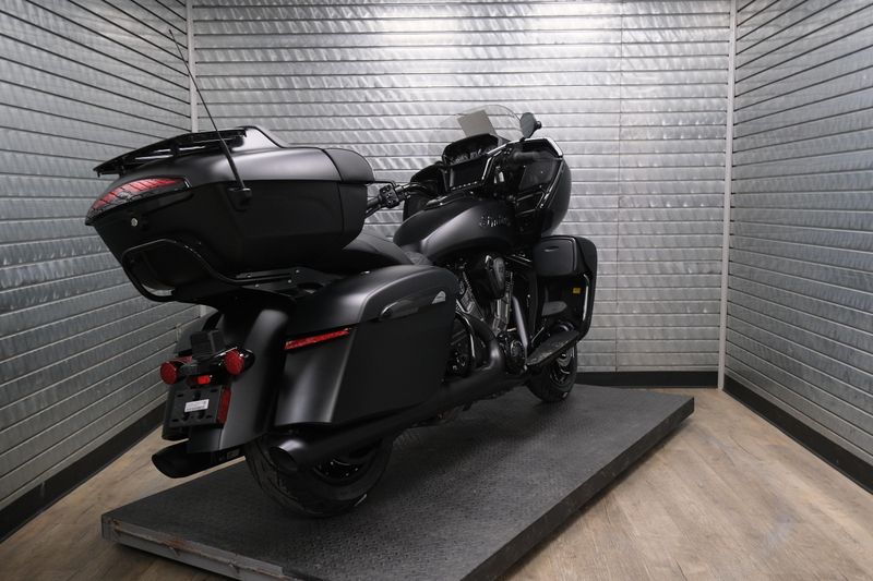 NEW 2026 INDIAN MOTORCYCLE PURSUIT DARK HORSE WITH 112 AND AUDIO PACKAGE Image 3