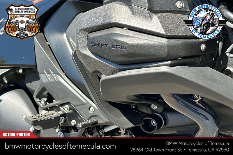 2026 BMW R 1300 RTImage 13