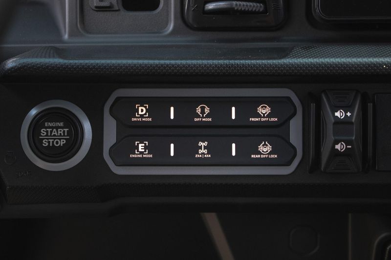 NEW 2026 CAN-AM DEFENDER MAX LIMITED CAB HD11 Image 37