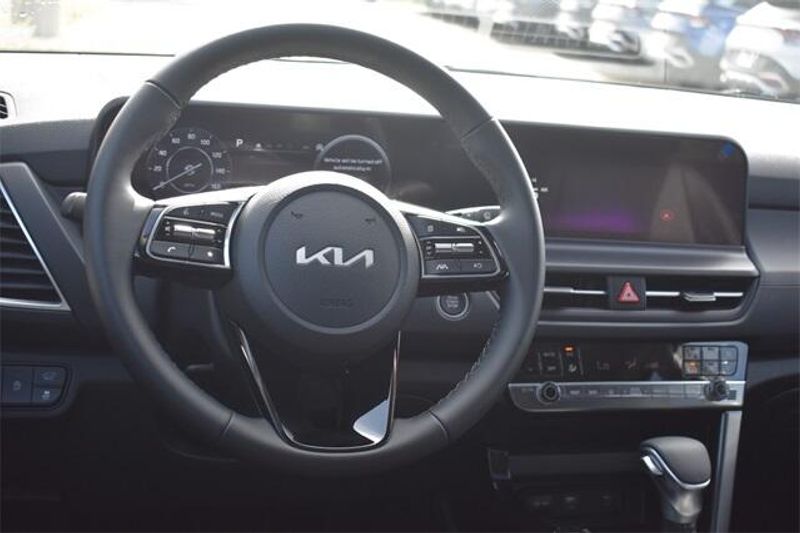 2025 Kia Seltos EXImage 20