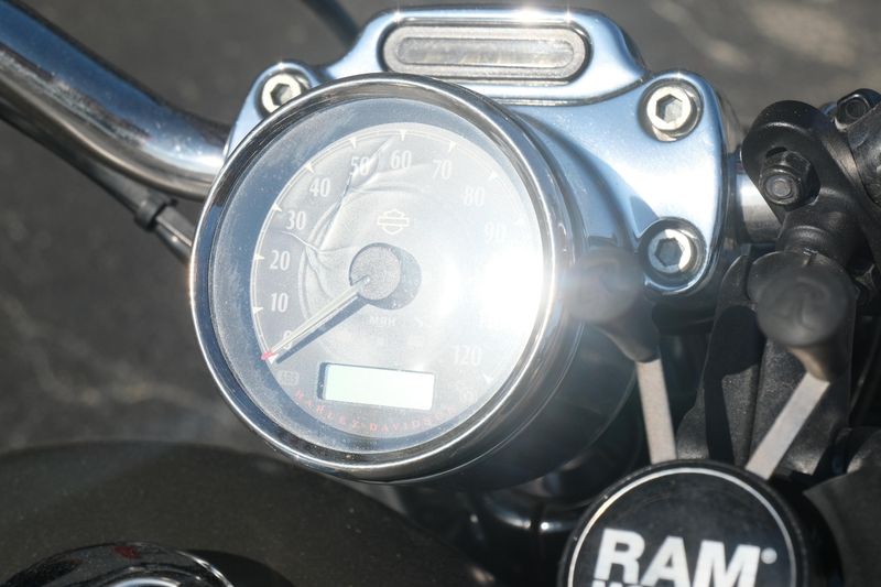 USED 2019 HARLEY SPORTSTER 1200 CUSTOM Image 24