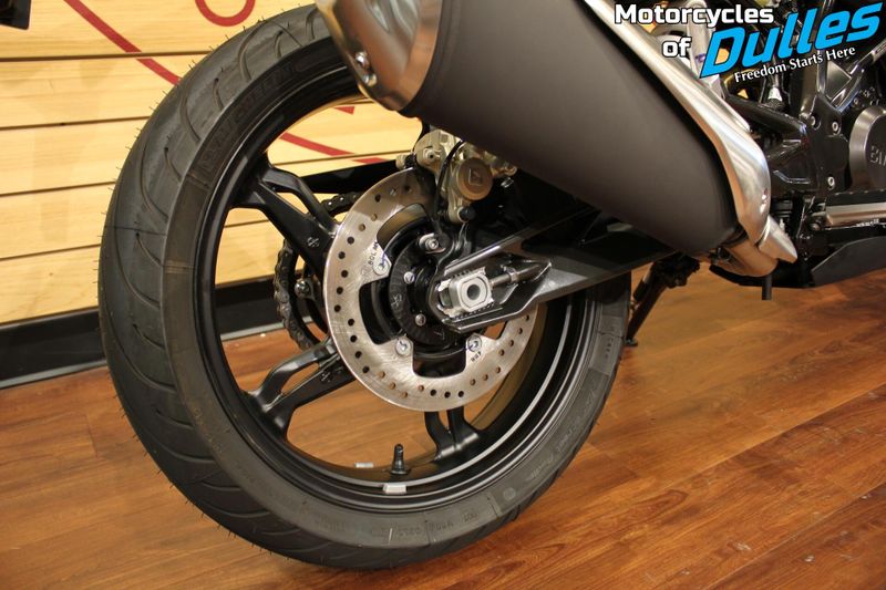 New 2025 BMW G 310 R Image 14