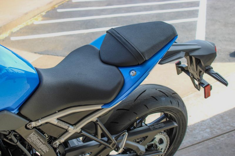 NEW 2026 SUZUKI GSX8R Image 17