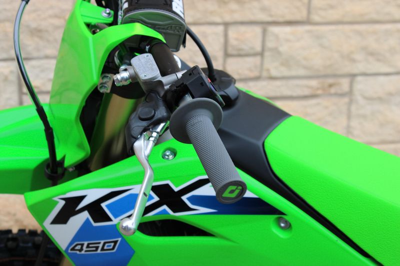 New 2026 Kawasaki KX450 LIME GREEN Image 24